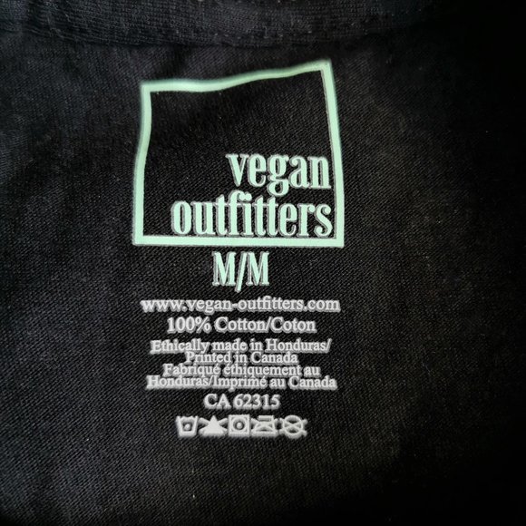 "vegans are sexy" T-shirt (woman's medium NWOT) - Picture 4 of 4